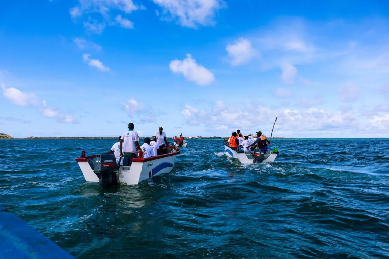 Two Sommarine crews taking part in a coordinated sea exercise